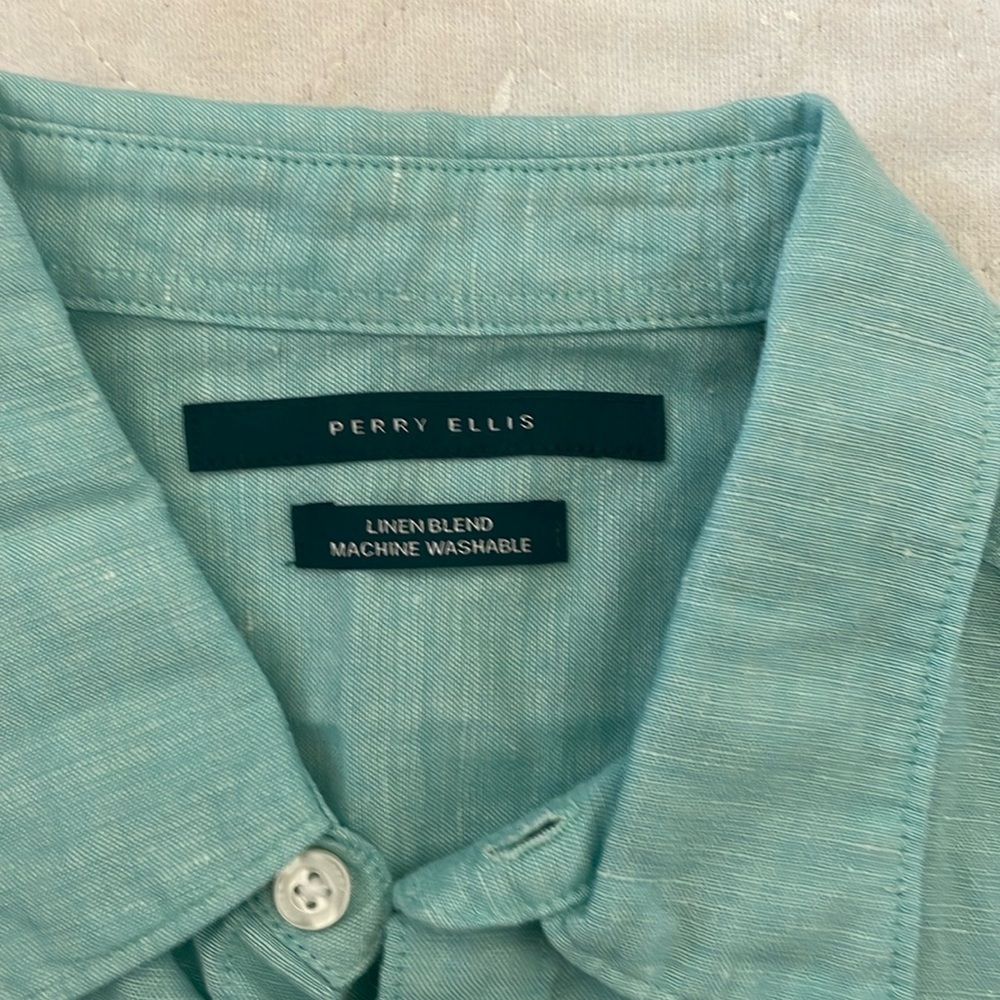 NWT men’s Perry Ellis linen blend button-down shirt aqua sea color size S/CH - Picture 6 of 8